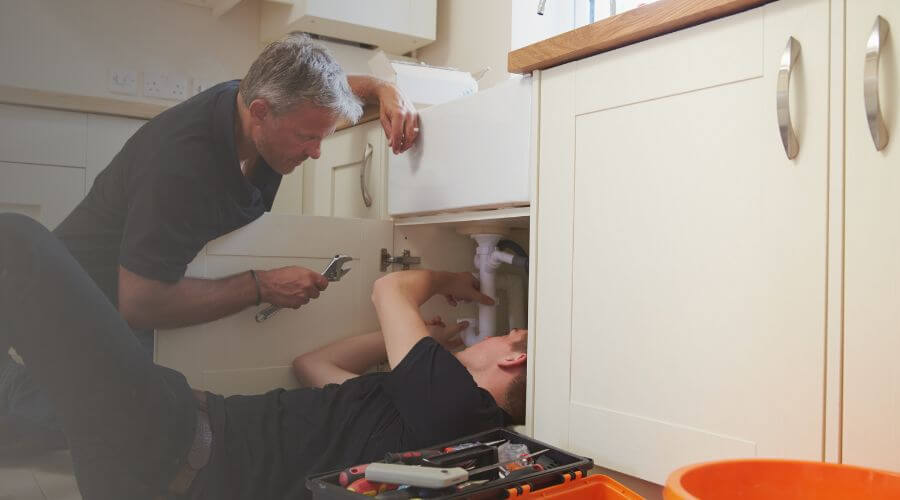 Professional burst pipe repair services in Leavittsburg, OH